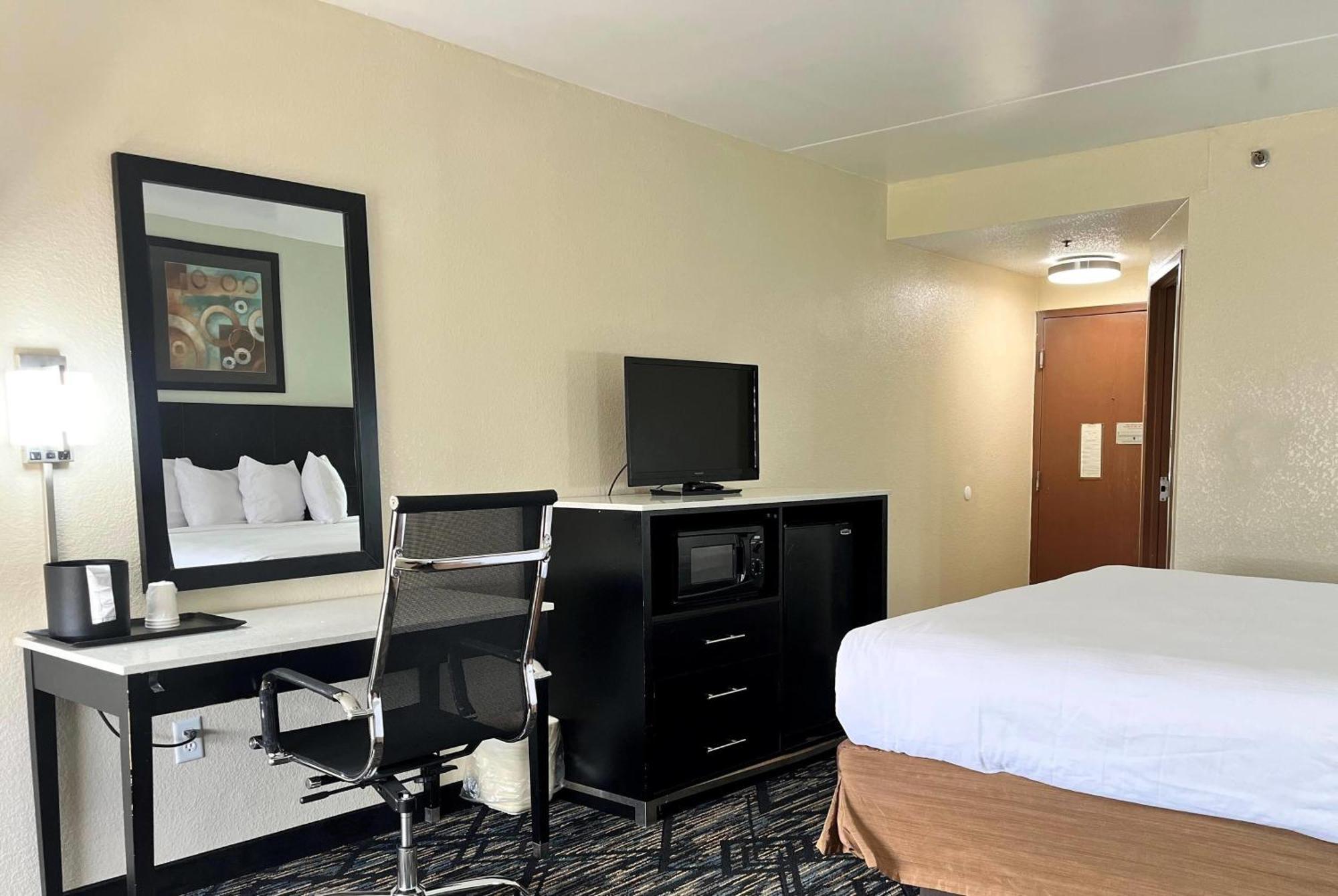 Baymont By Wyndham Cincinnati Sharonville Eksteriør billede